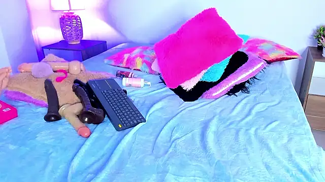 naomy_68 Live XXX Chat