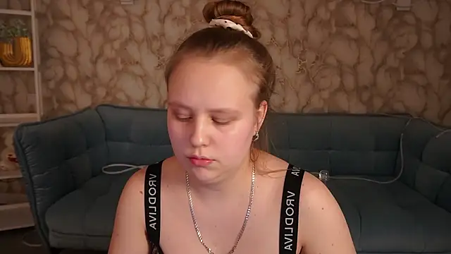 CrystallPaws Live XXX Chat