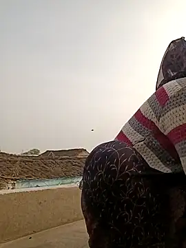 Pooja_hote's Webcam Show