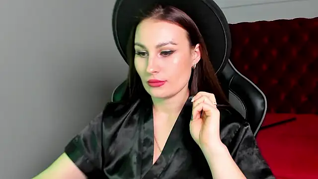 NoraFoxes' Live XXX Chat