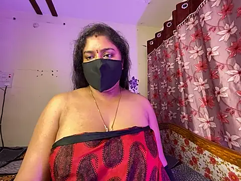 LouleyRaniin Webbikameraesitys