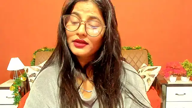 Chat XXX en directo de Jasmine_Jaey1