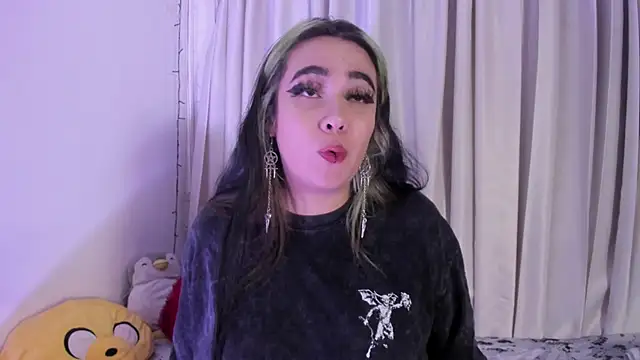 Lilith_Zenith_ Chat XXX in diretta