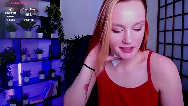 Ida_FaneStain 即時 XXX 聊  天