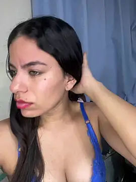 دردشة roman_and_jessie الجنسية المباشرة