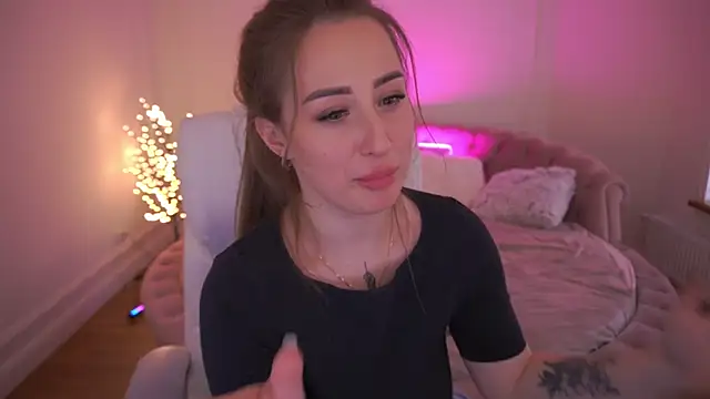 GentleAdellee webcam show