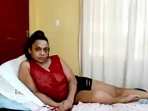 Živý XXX chat MiZzCreator