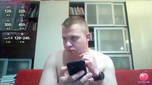 XXX chat uživo modela Matttthees