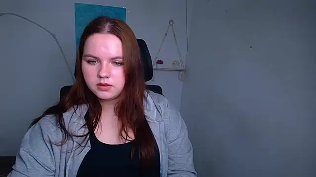 Kitty_Mia_Kitty: онлайн-секс-чат