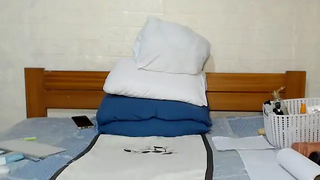 awild_kitten Webcam show