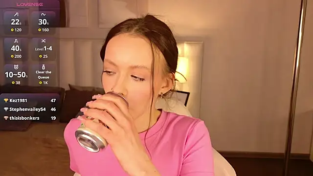 SallyPinkmanのライブXXXチャット