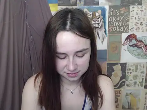 VeryVeryVeryShy_'s Webcam Show