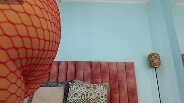 nana_levy élő XXX-chatje