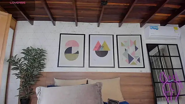 Chat XXX en directo de MiaKay1