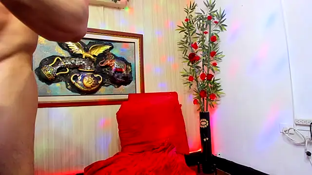 PowerExplosive: вебкам-шоу