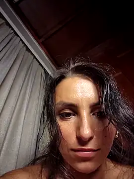 Chatroom XXX en direct de Izabella_Bella