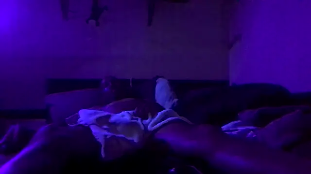 nakedtony81 Obrolan Langsung XXX