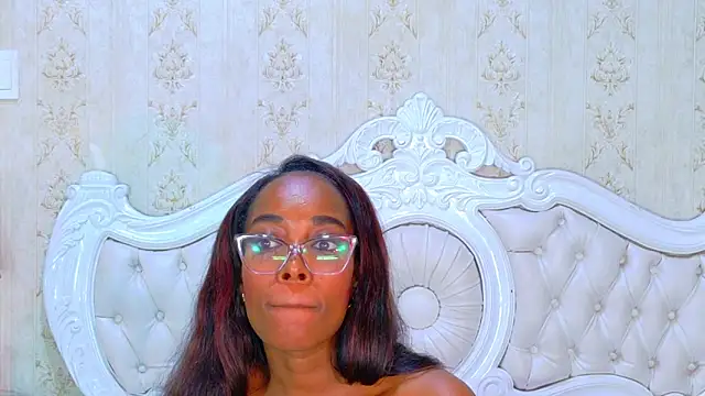 Chatroom XXX en direct de Kelly_Swift