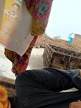 Desi_rockstarr: онлайн-секс-чат