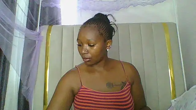 Chat +18 de CuteJ ao vivo