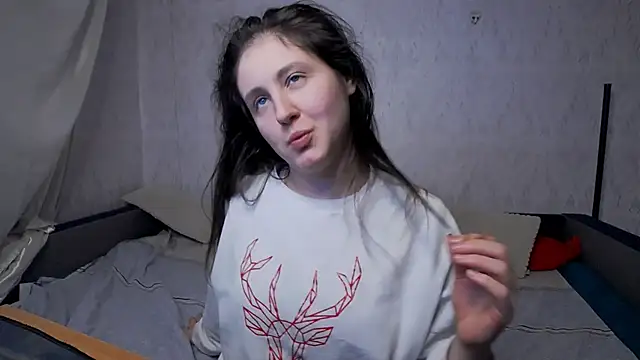 Holliy_Cooper élő XXX-chatje