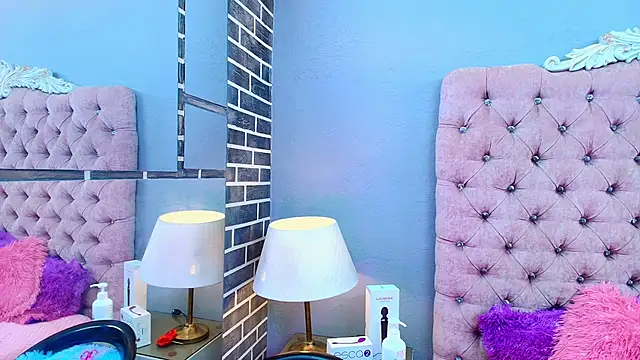 AdelaineBest's Live XXX Chat