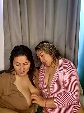 Chat XXX en directo de kitty_84