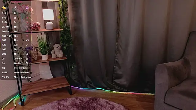 Susan_Gardner Adlı Modelin Canlı XXX Sohbeti