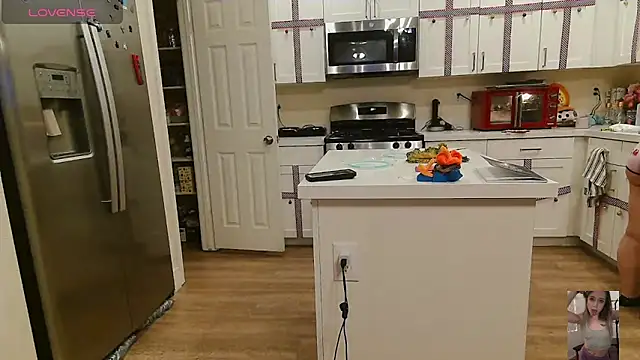 Czat XXX na żywo – Blondiewithanass