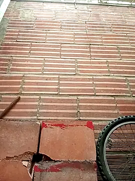 Pertunjukan Kamera Web isis_milove