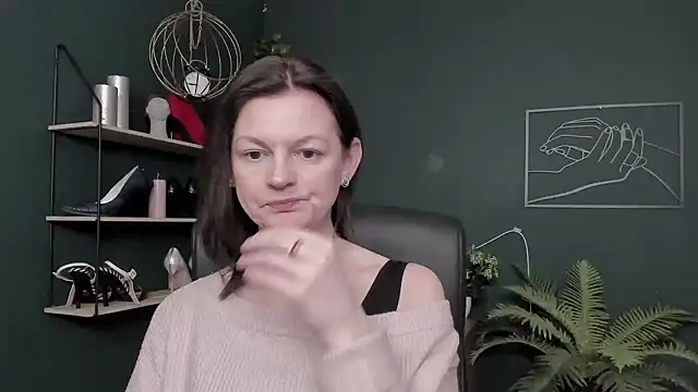 VivianWILD Live XXX-chat