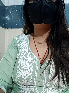 Онлайн чат XXX Aishwaryaa_69