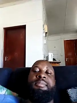 Stallion100: онлайн-секс-чат