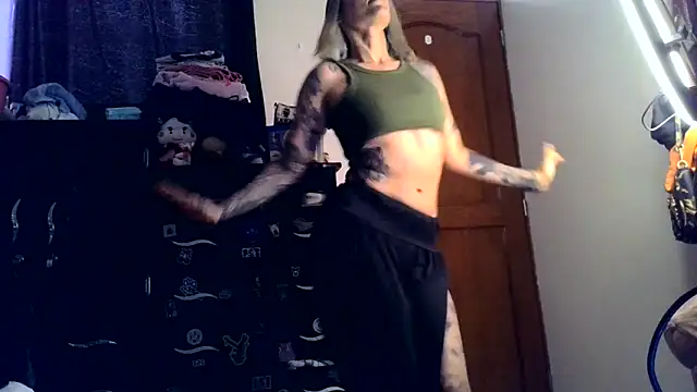 BlueStoneX: онлайн-секс-чат