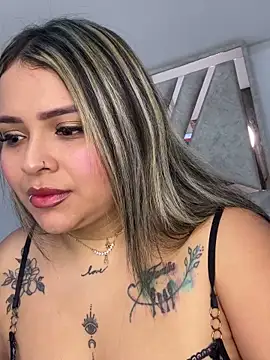 ashley-swift- Live XXX-chat