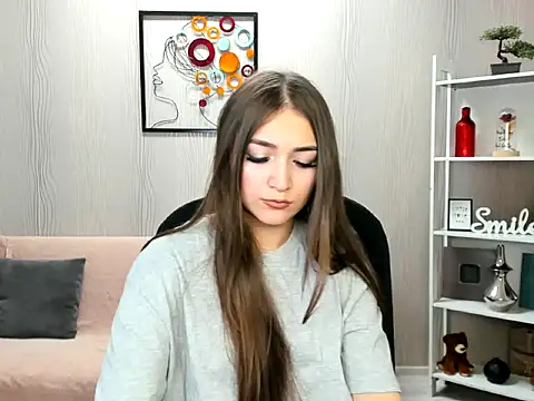 Онлайн чат XXX EllaClarke