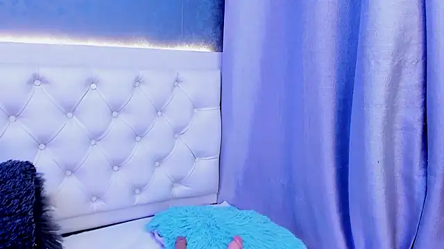 MHONIKBELUCCI: онлайн-секс-чат