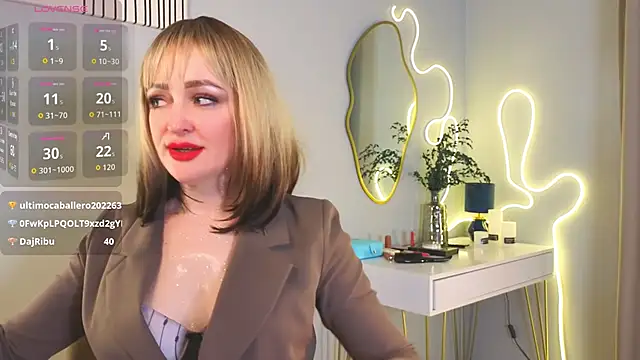 Pokazy przed kamerką – Oliiviaa_