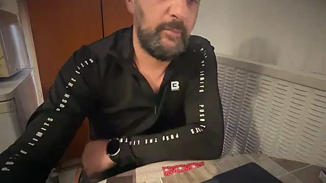 Chat XXX en directo de TARKAN1