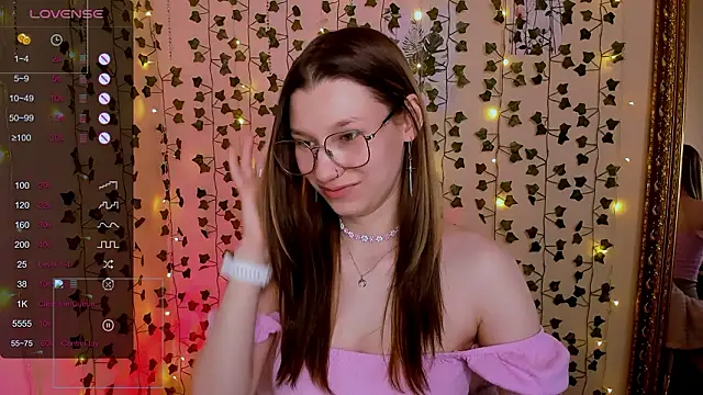 LinaBlossom_'s Live XXX Chat