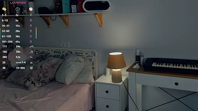 HedyVanwey Live XXX-chat