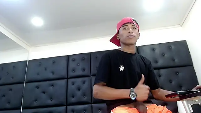 Czat XXX na żywo – TonnyMarck