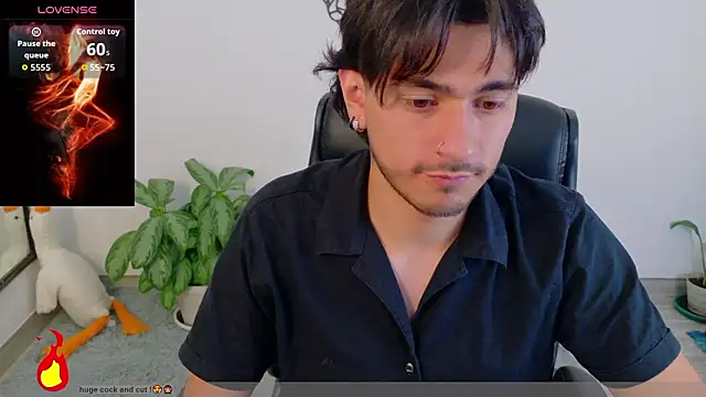 Chat +18 de Elian_savoy ao vivo