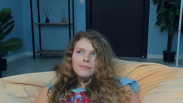 Chat XXX en directo de RayaNenlia