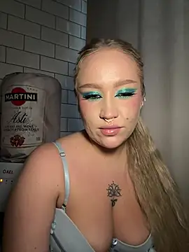 Czat XXX na żywo – RollDolls