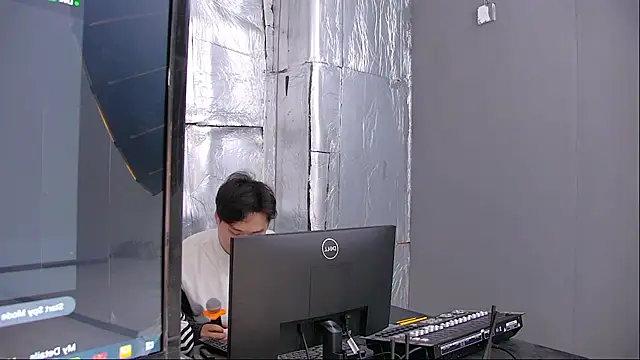 STR-100 网络视讯表演