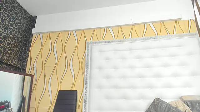 karissia: απευθείας συνομιλία ΧΧΧ