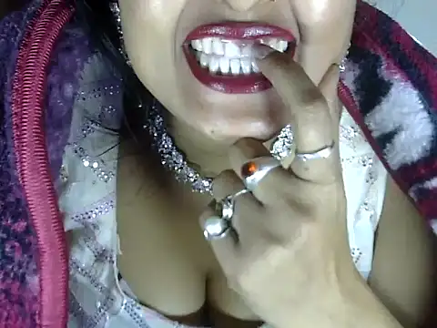 hotee_bhabi: διαδικτυακό σόου στην κάμερα