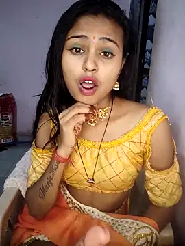 Pokazy przed kamerką – Khatta_Meeth