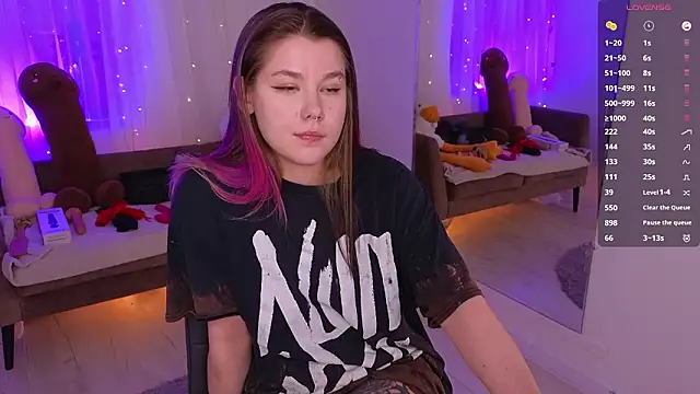 Mira_Falls' Live XXX Chat